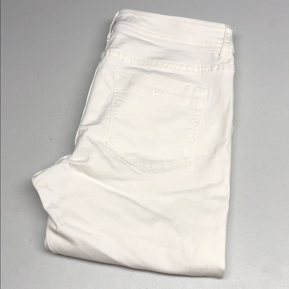 LIKE NEW TOMMY BAHAMA WHITE CLAM DIGGER STYLE JEANS 8/29x14 ⭐️